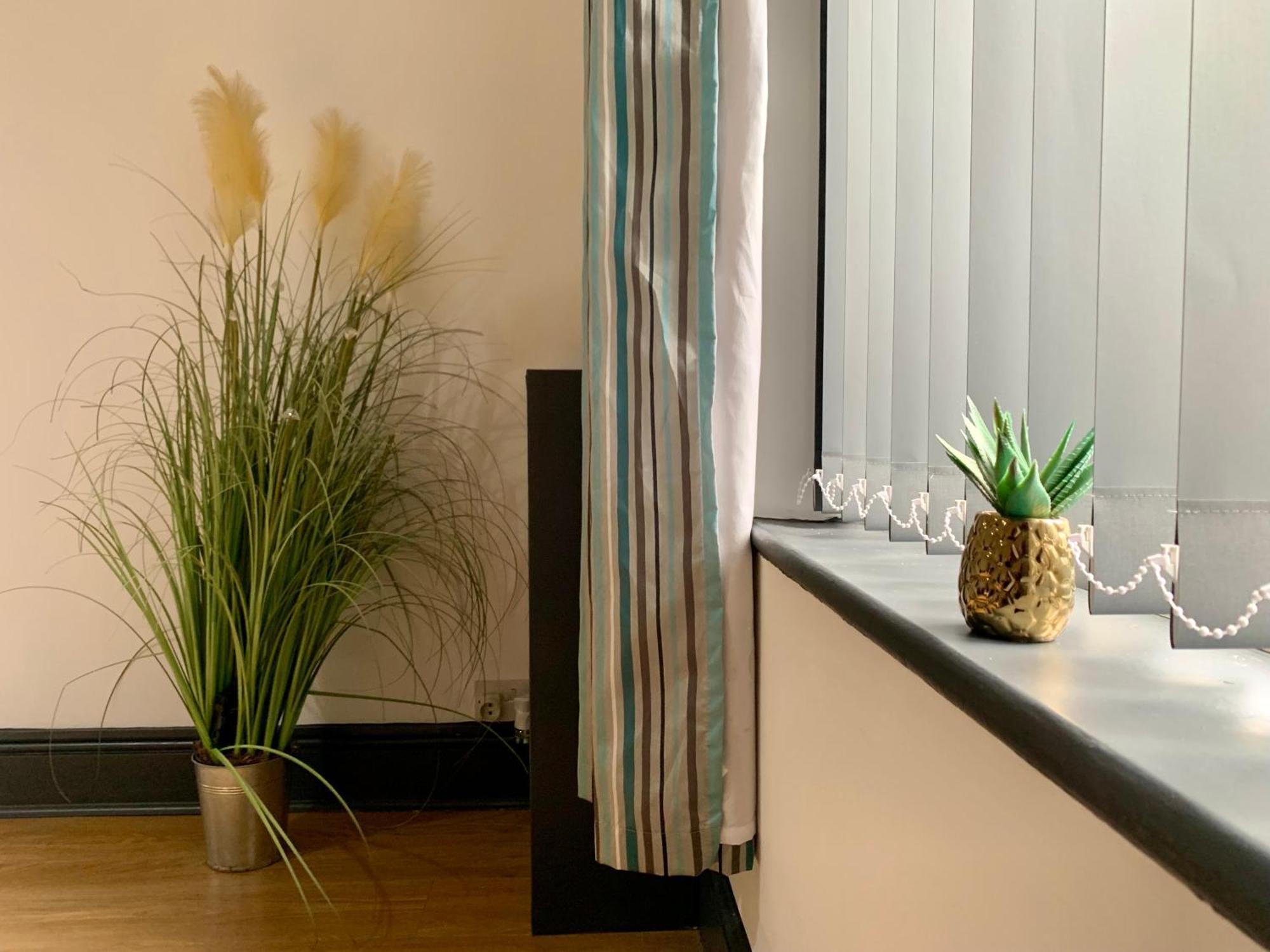 Cheerful - 3 Bed - Serviced Accommodation - In Heart Of Northumberland - Sleeps 6 Bebside エクステリア 写真