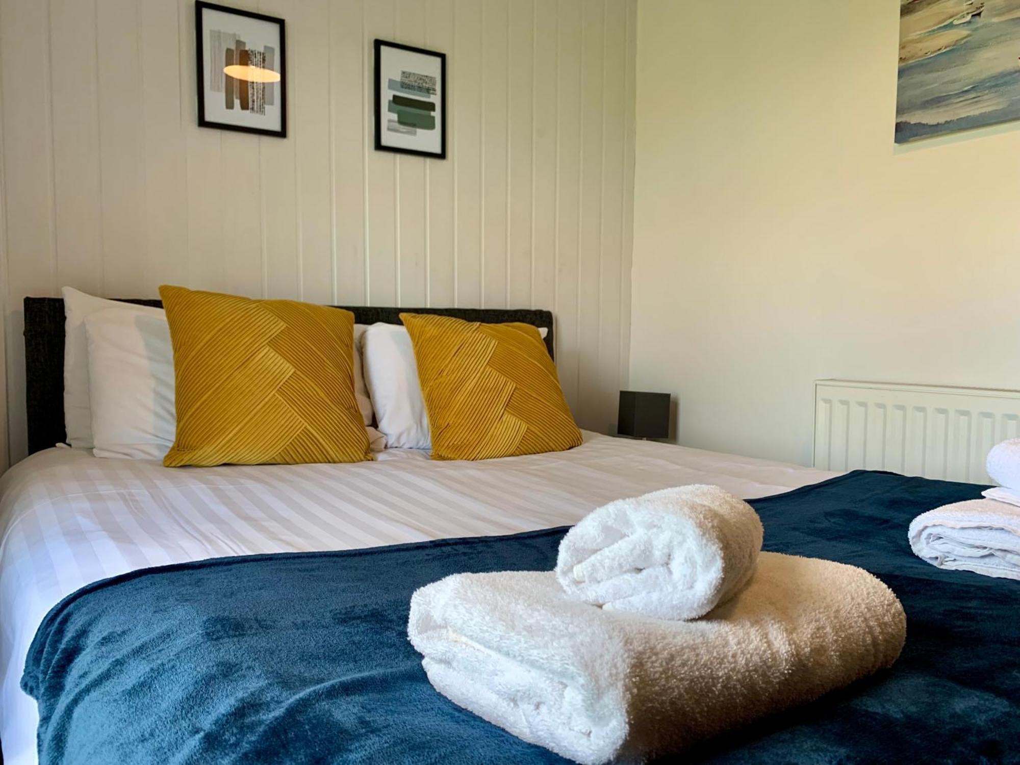 Cheerful - 3 Bed - Serviced Accommodation - In Heart Of Northumberland - Sleeps 6 Bebside エクステリア 写真